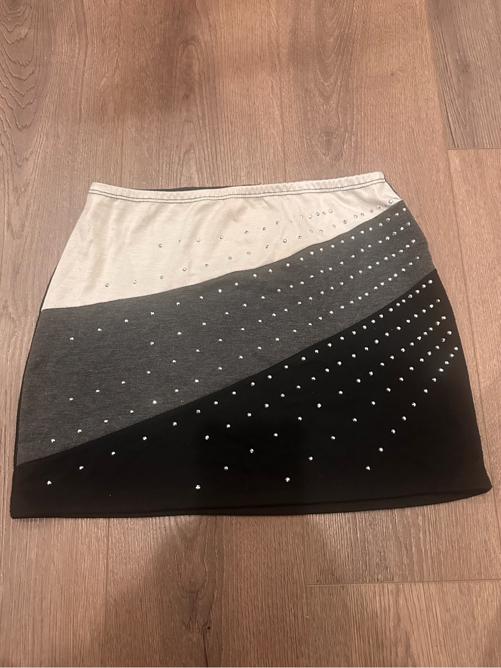 Early 2000’s Y2K NYC Sample Sale Rhinestone Mini Skirt Rare Boutique S M Crystal